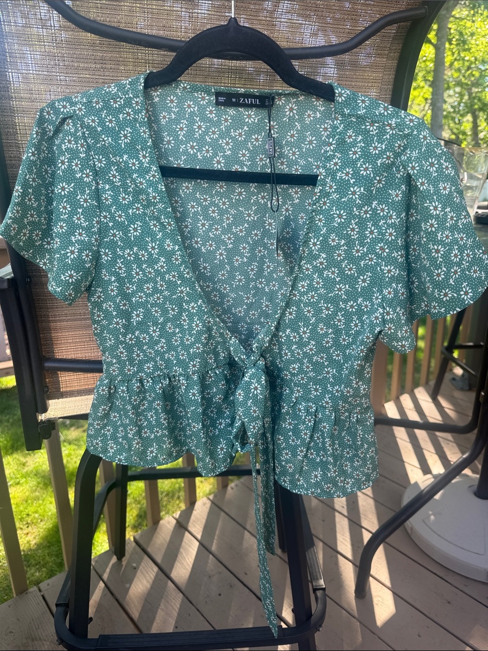 Zaful Green Floral Tie-Front Peplum Crop Top